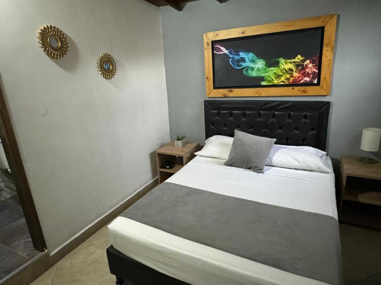 Gemas San Joaquin 1 Hotell Medellín Exteriör bild