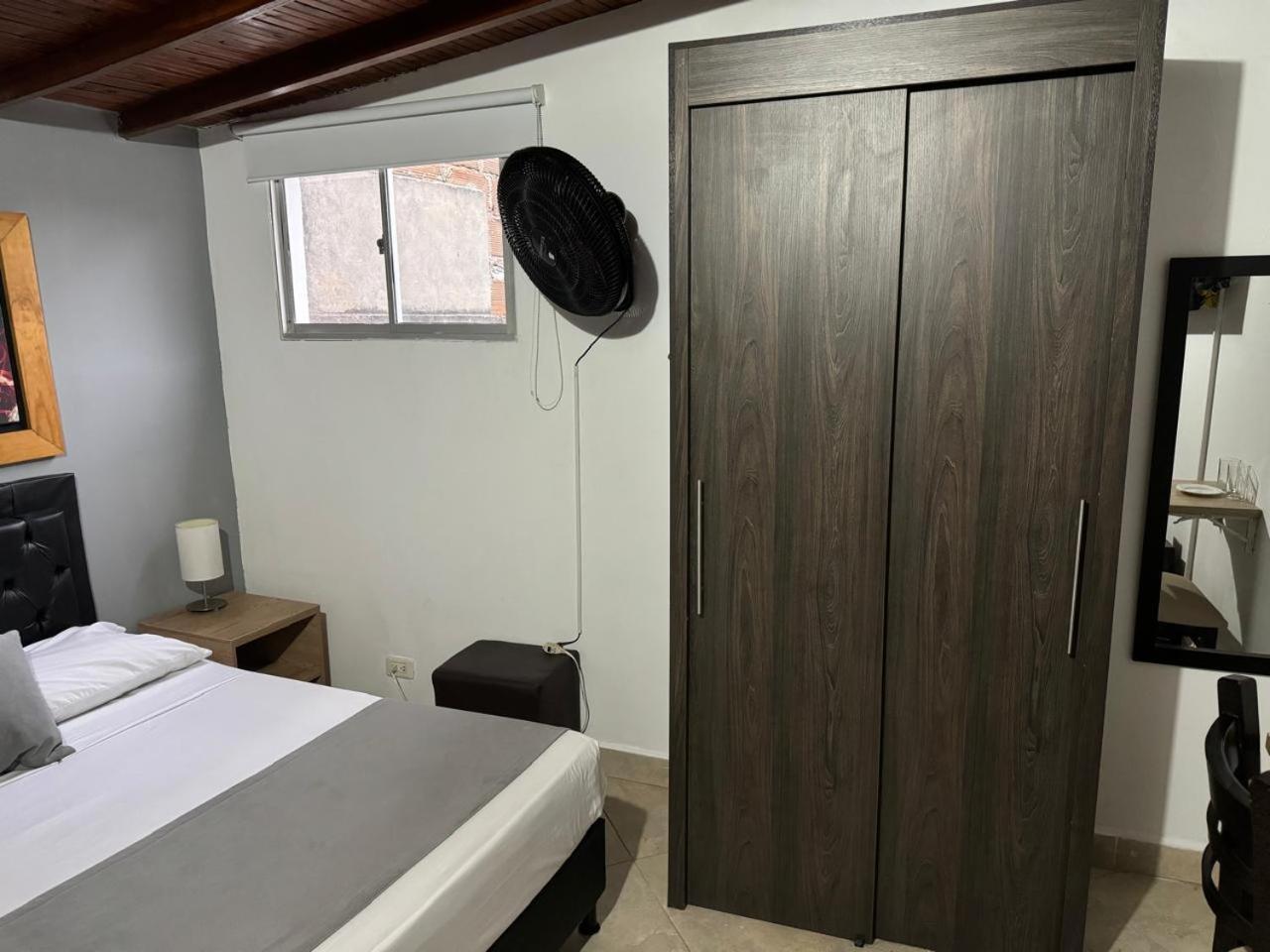 Gemas San Joaquin 1 Hotell Medellín Exteriör bild