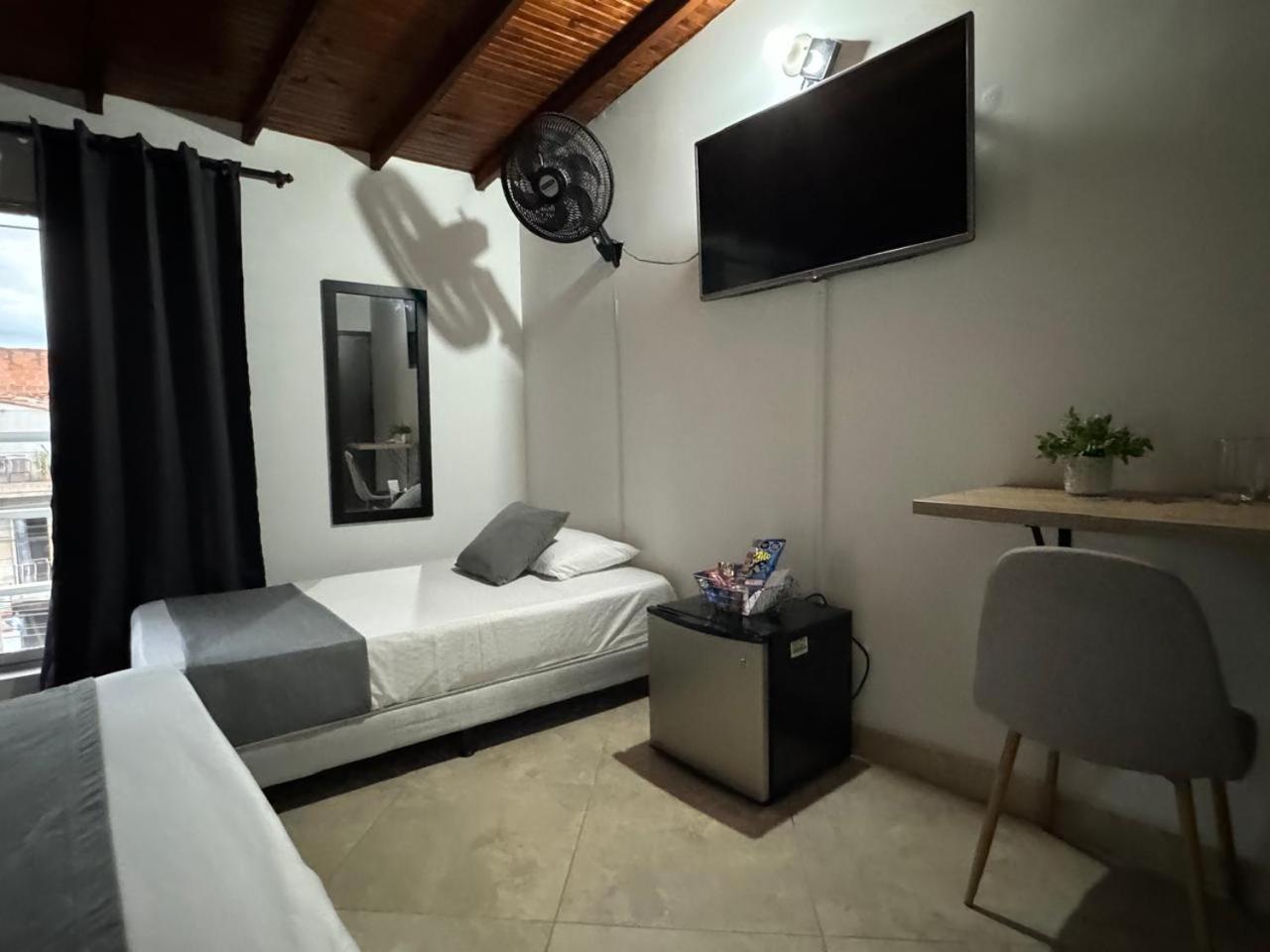 Gemas San Joaquin 1 Hotell Medellín Exteriör bild